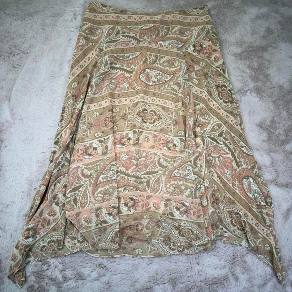 Y2K‎ Paisley Handkerchief Hem Skirt – Bandolino